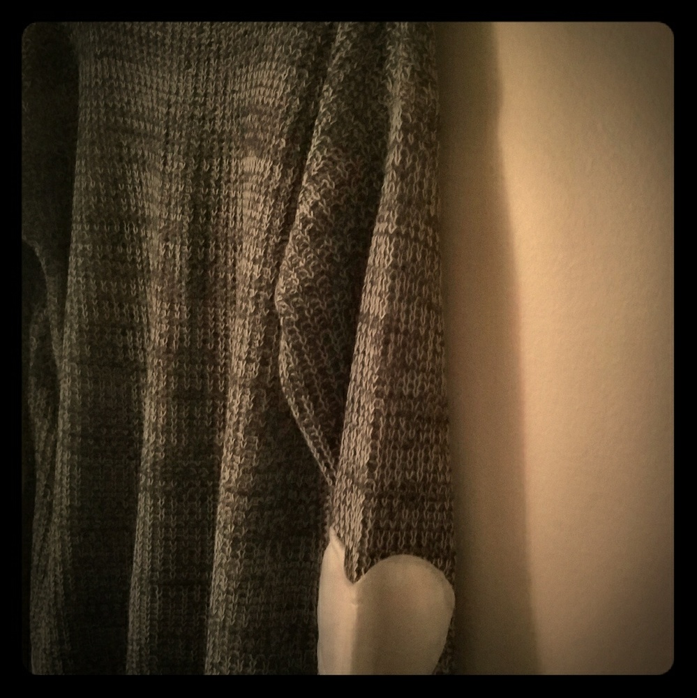 Women's sweater sz. Lg. Nwot $18